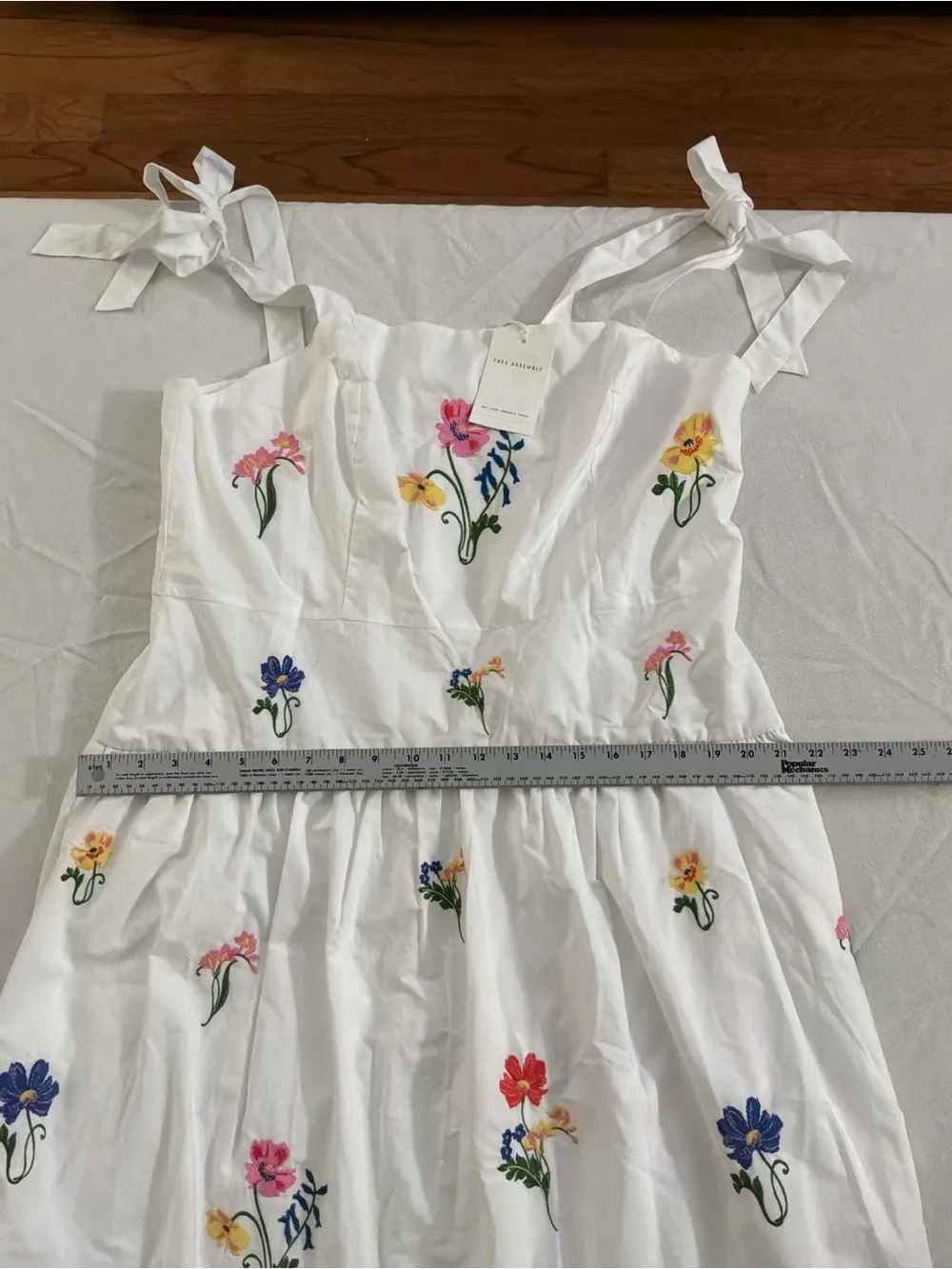 ******* White Floral Embroidered Maxi Dress with Square Neck b7 *******